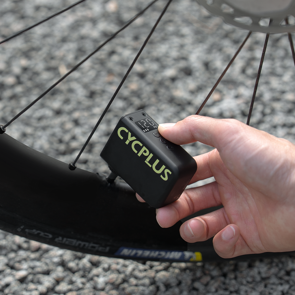 Cycplus AS2 Ultra Mini Elektrische Fietspomp - 87 gram 4
